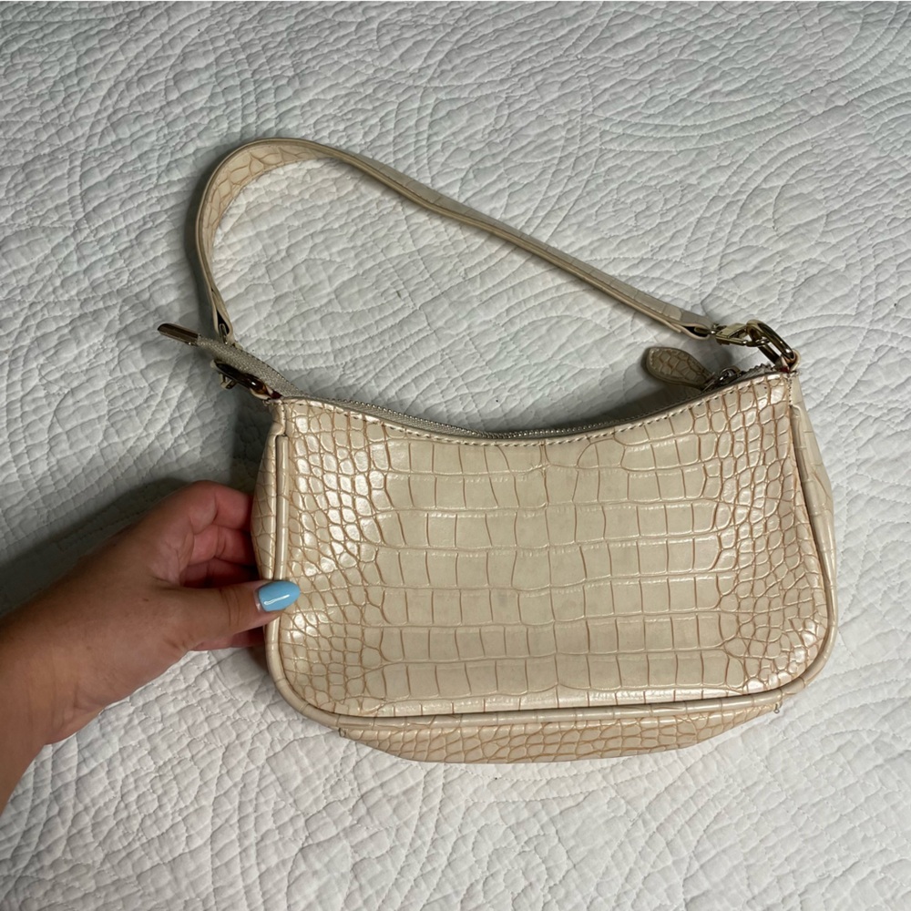Beige/Cream Small Purse